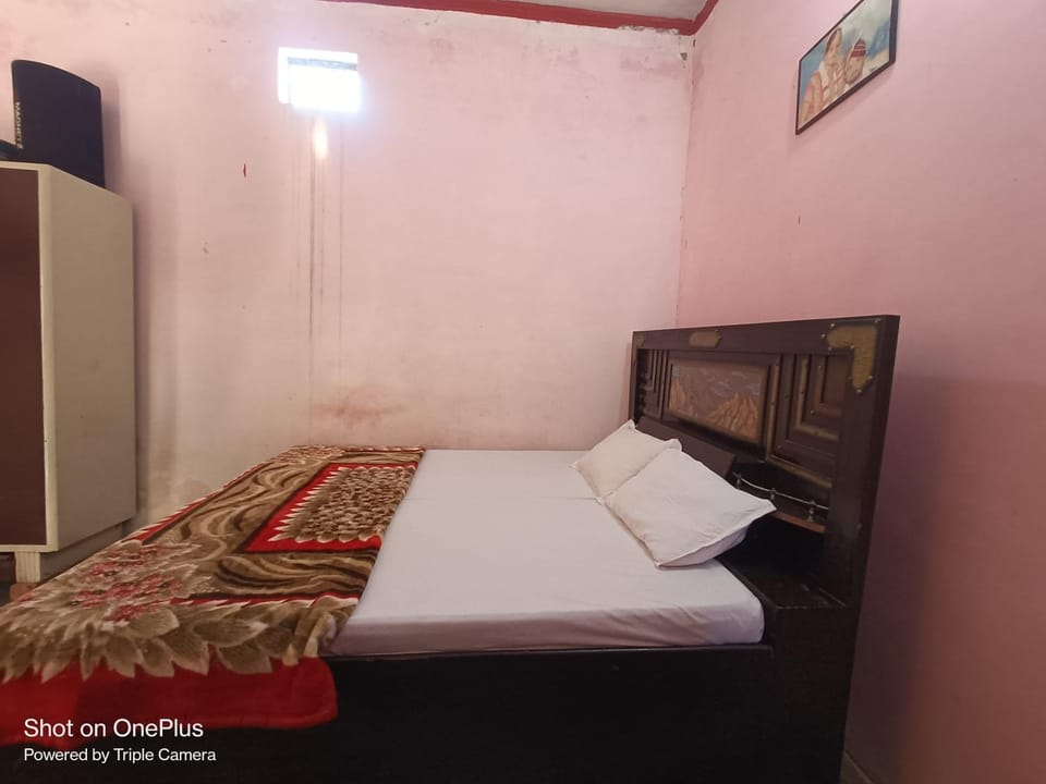 Dinesh homestay Vacation rental in Uttar Pradesh