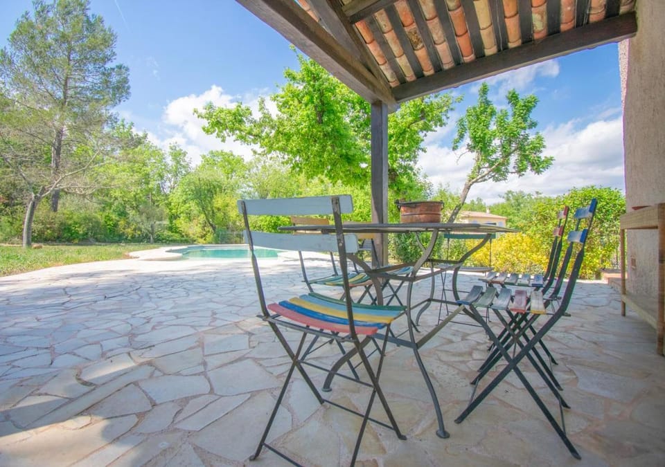 Patio, Spring, Day, Garden, View (from property/room), Balcony/Terrace, Dining area, Garden view