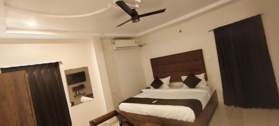 HOTEL classic Hotel in Visakhapatnam