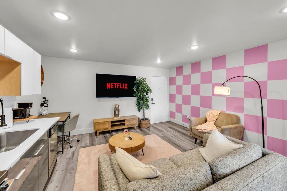 SJ Dallas E4 Apartment in Dallas