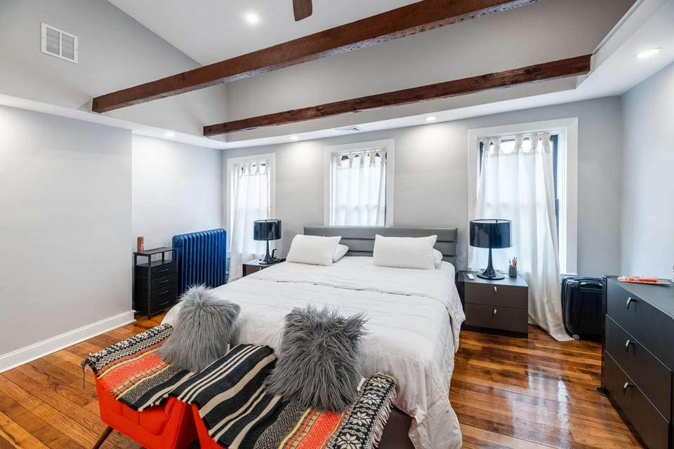 Bed, Bedroom