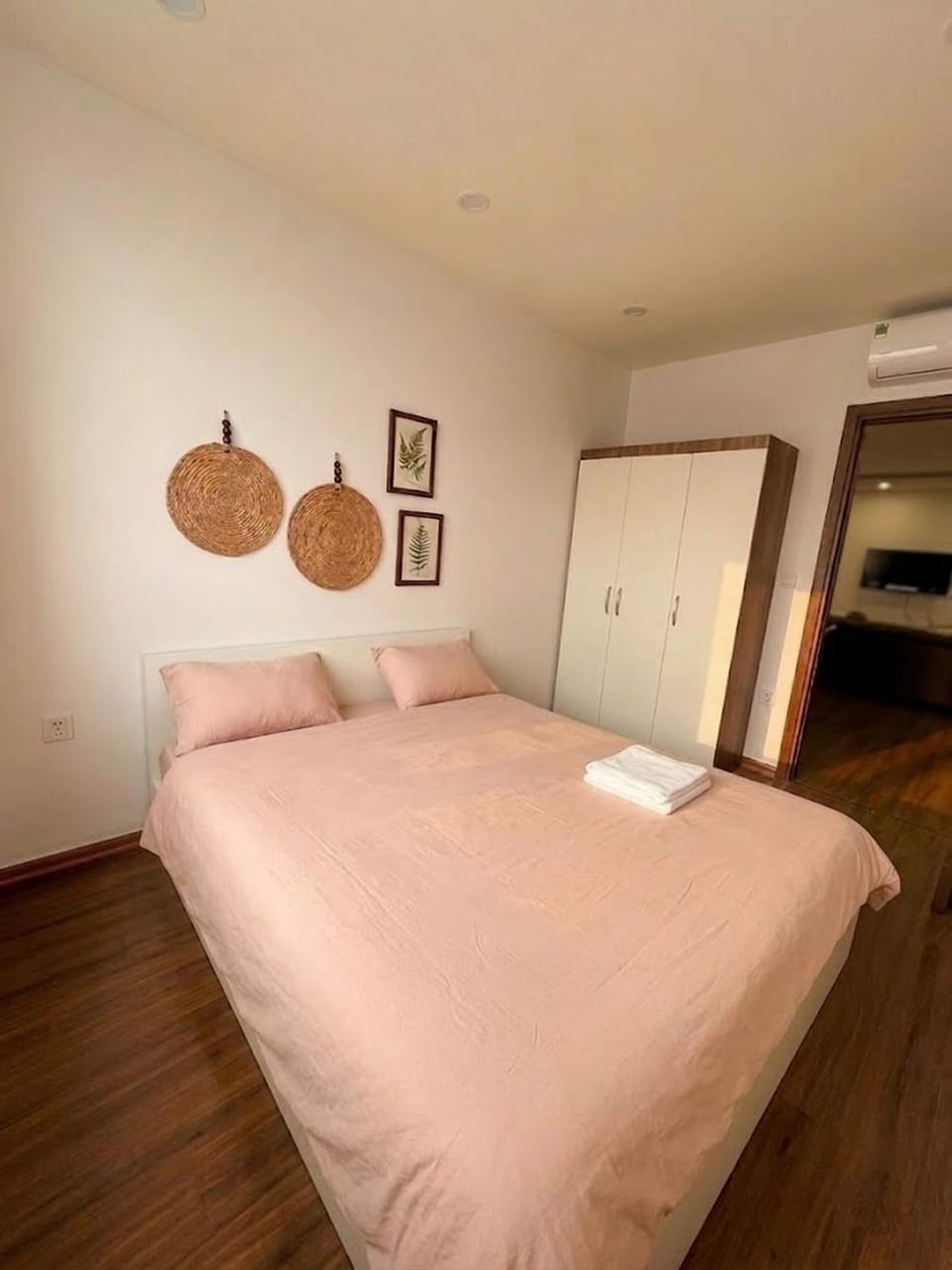 Bed, Bedroom, wardrobe