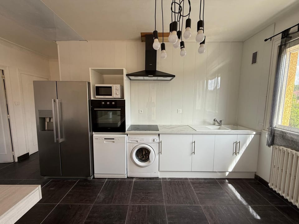 Appartement dans maison Apartment in Auvergne-Rhône-Alpes