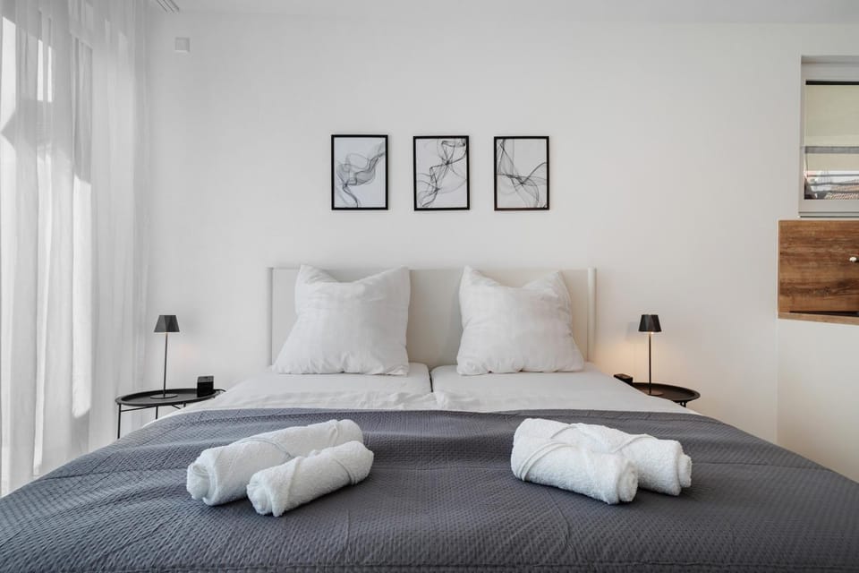 Living room, Bedroom