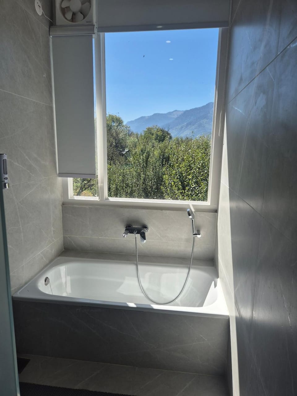 Bathroom, Bath
