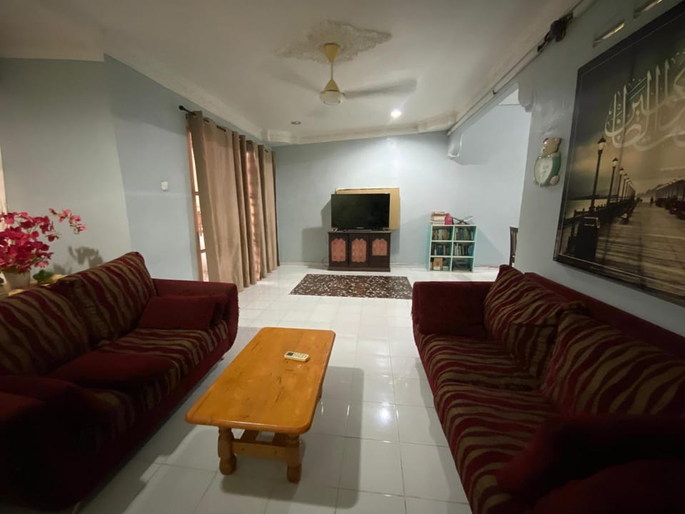 Homestay Melur Melaka House in Malacca