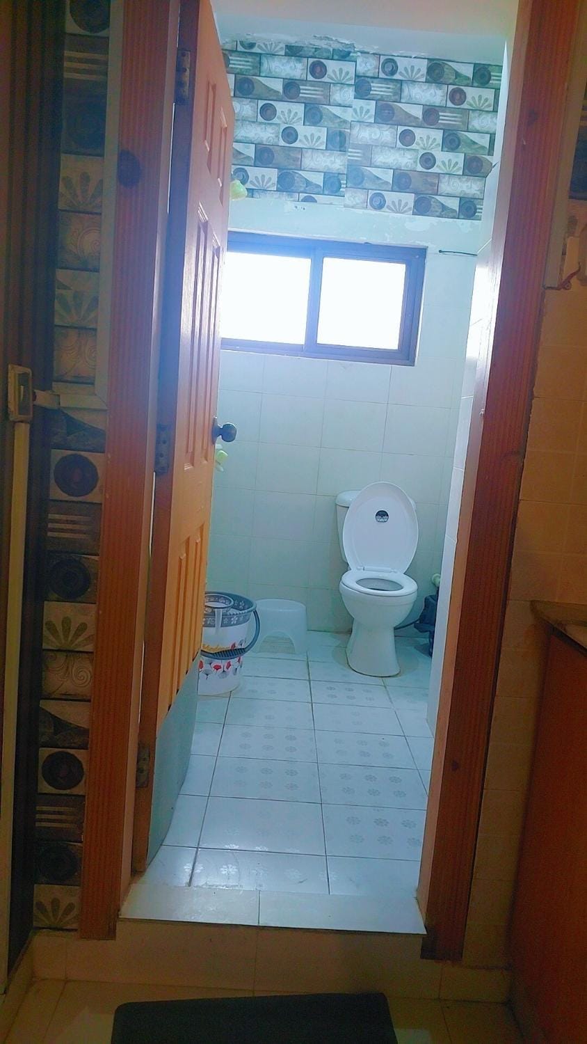 Toilet, Bathroom