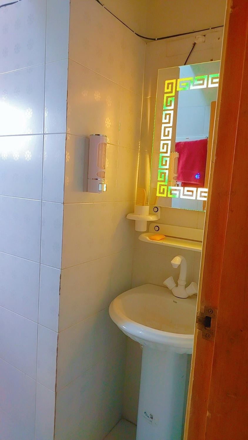 Toilet, Bathroom