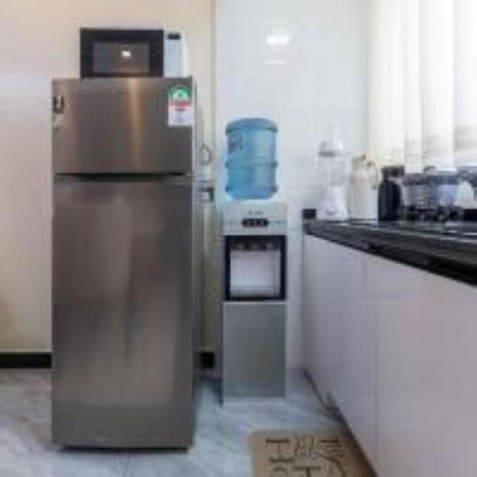 stunning one bedroom apartment with speed wifi,ample parking space, swimming pool, fully equipped gym and amazing city views Apartment in Nairobi County
