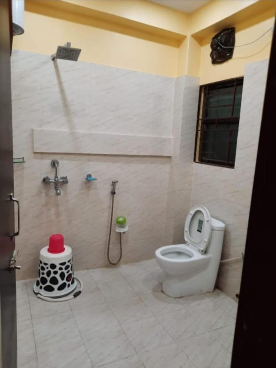 Hemchandra Tower Homestay Apartment in India