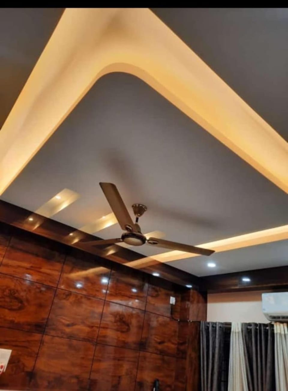 Hemchandra Tower Homestay Apartment in India
