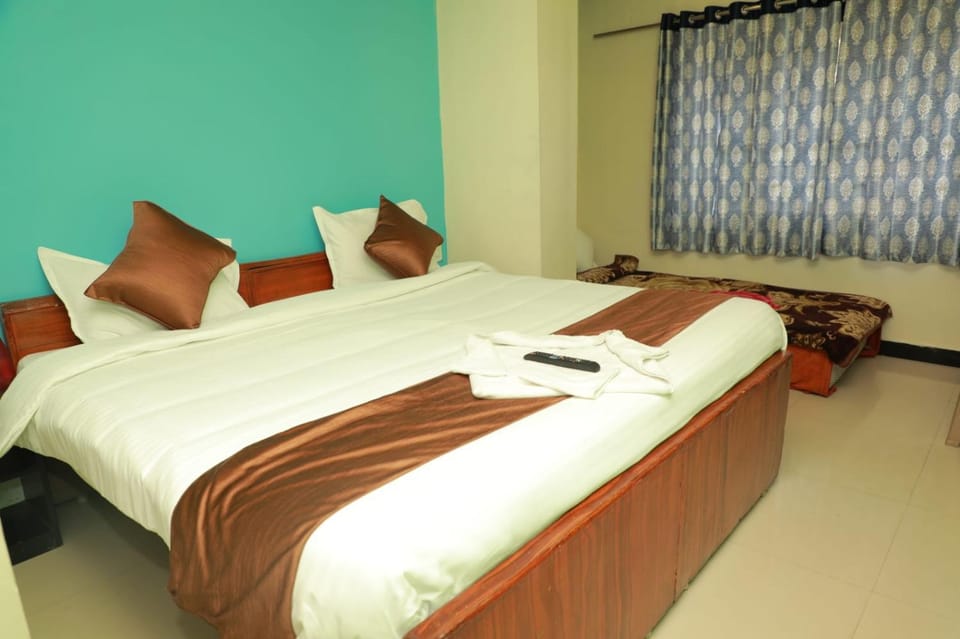 Relax Residency Ooty - Near Coonoor Road Hotel in Ooty