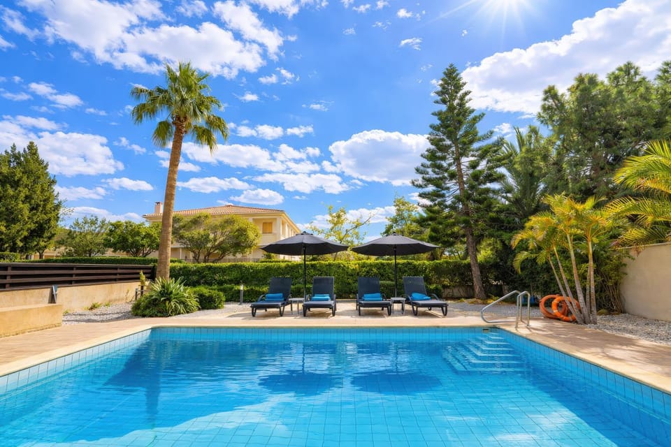 Garden, Swimming pool