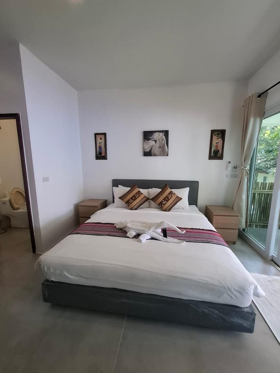 Jungle Breeze Bungalow 6, Fast WiFi, Quiet Retreat House in Ko Chang