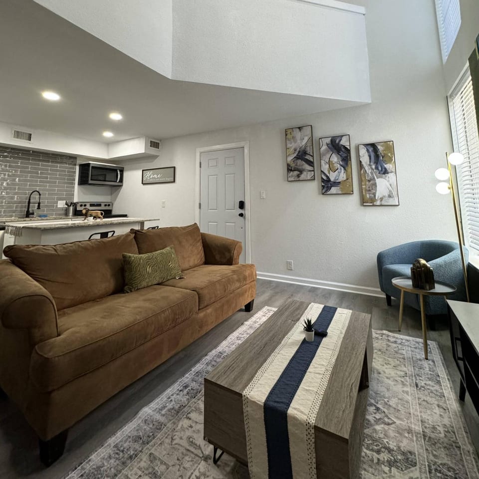 BR Dallas E5 Apartment in Dallas