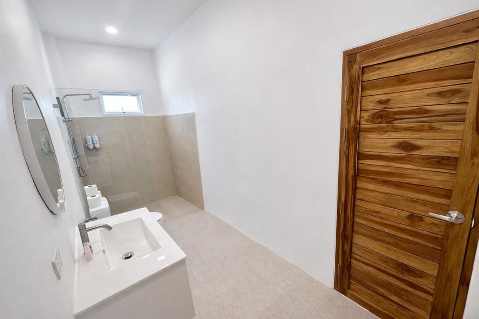 Shower, Bathroom, storage