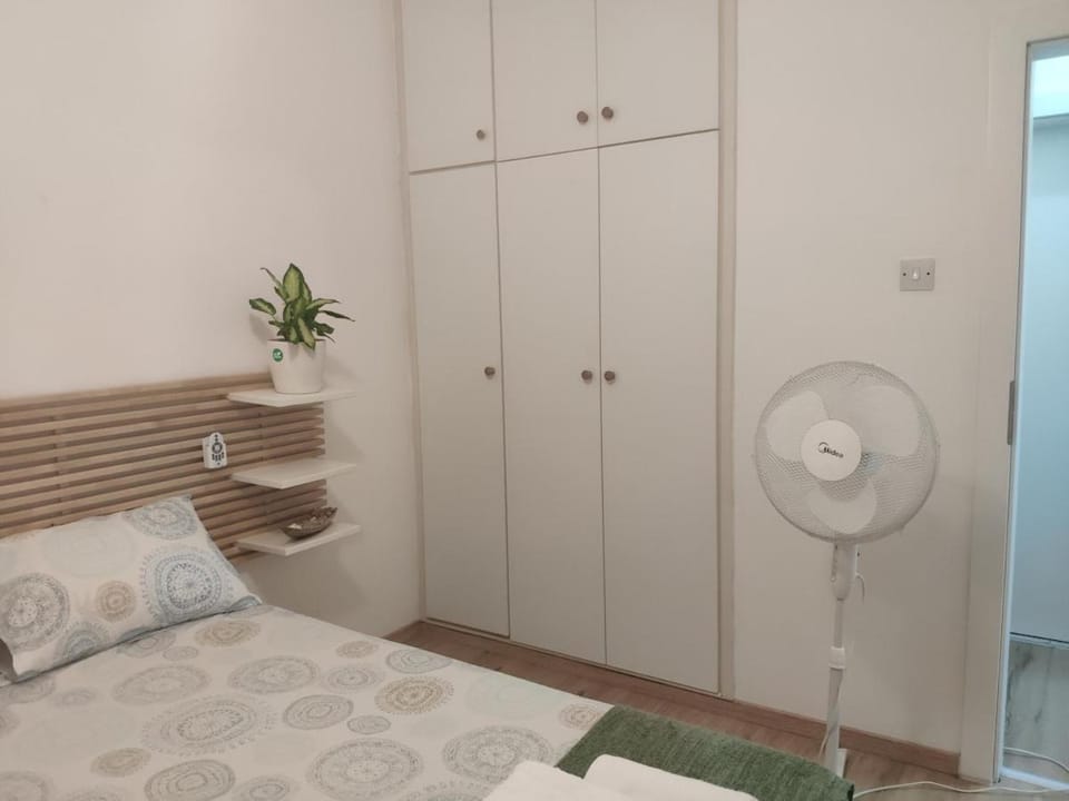 Bedroom, wardrobe