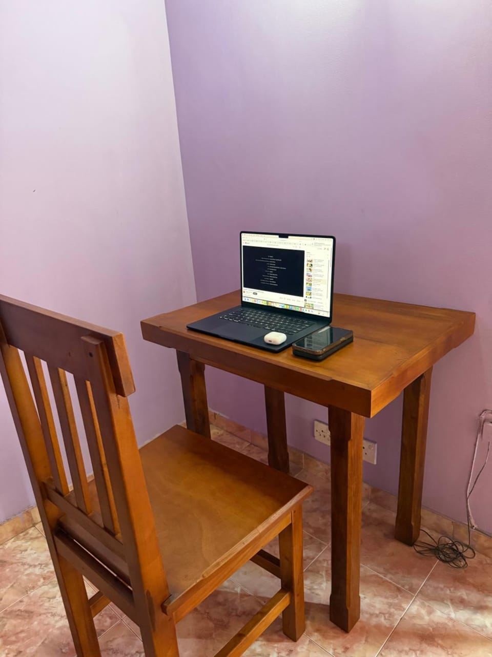 Seating area, Dining area