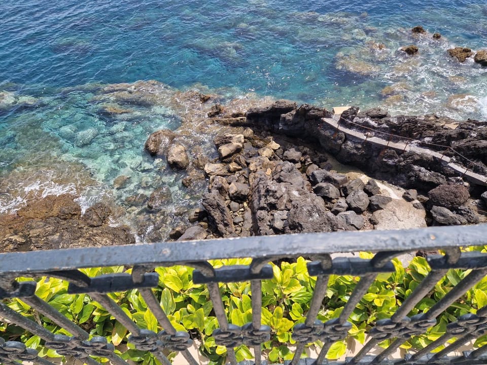 Salt Water Villa House in Madeira District