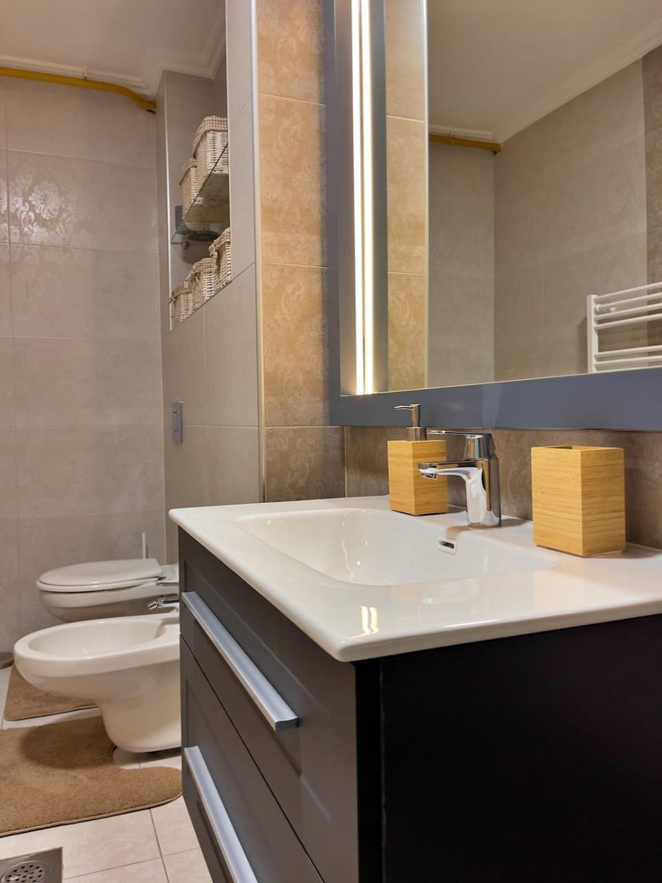 Toilet, Bathroom