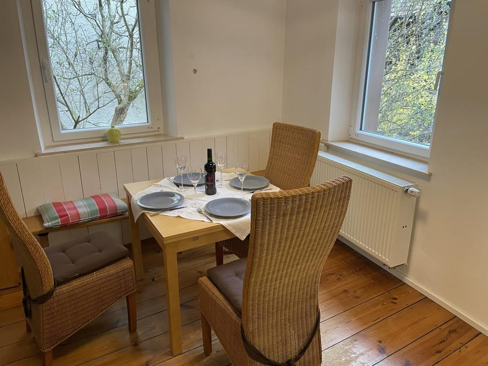 Dining area, Communal kitchen
