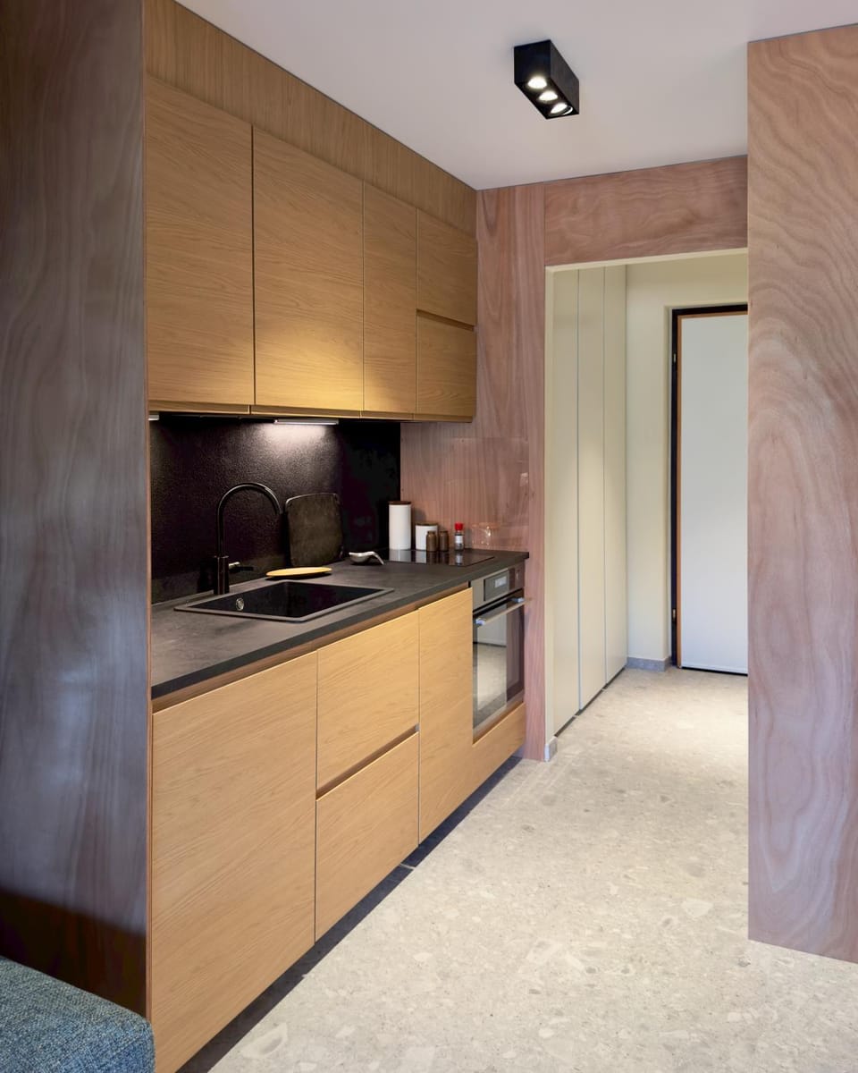 Kitchen or kitchenette