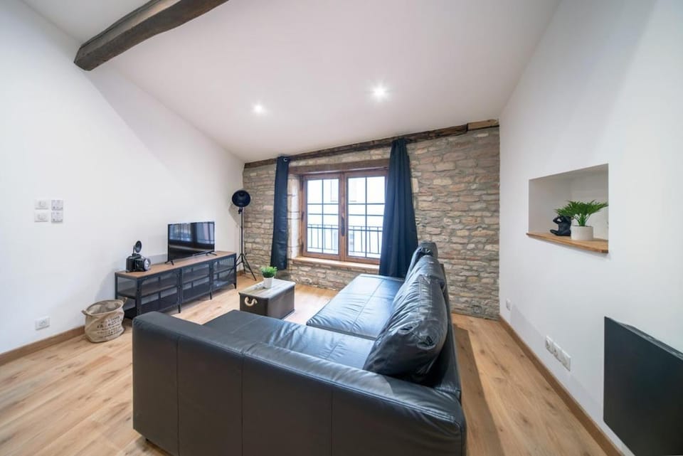 Myappart71- Loft - centre ville Apartment in Bourgogne-Franche-Comté