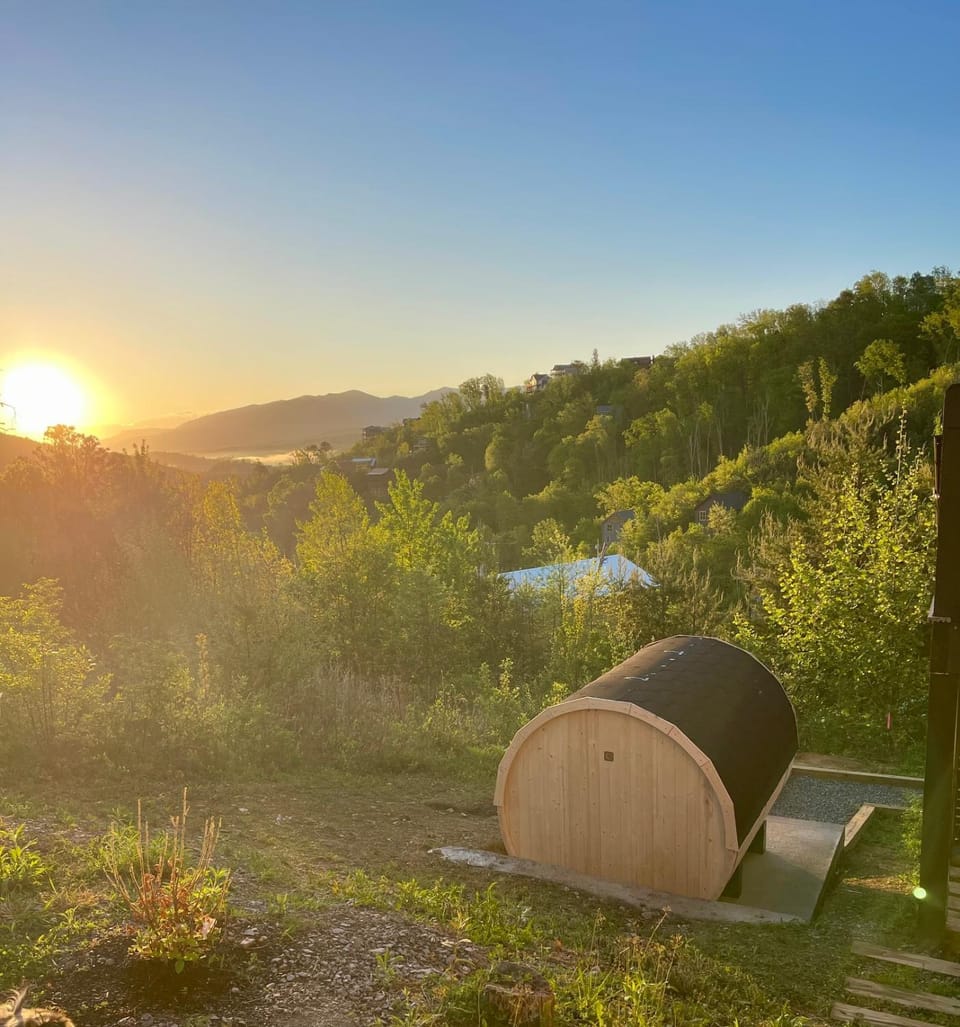 Spring, Day, Natural landscape, Sauna, Sauna, Mountain view, Sunrise, Sunset