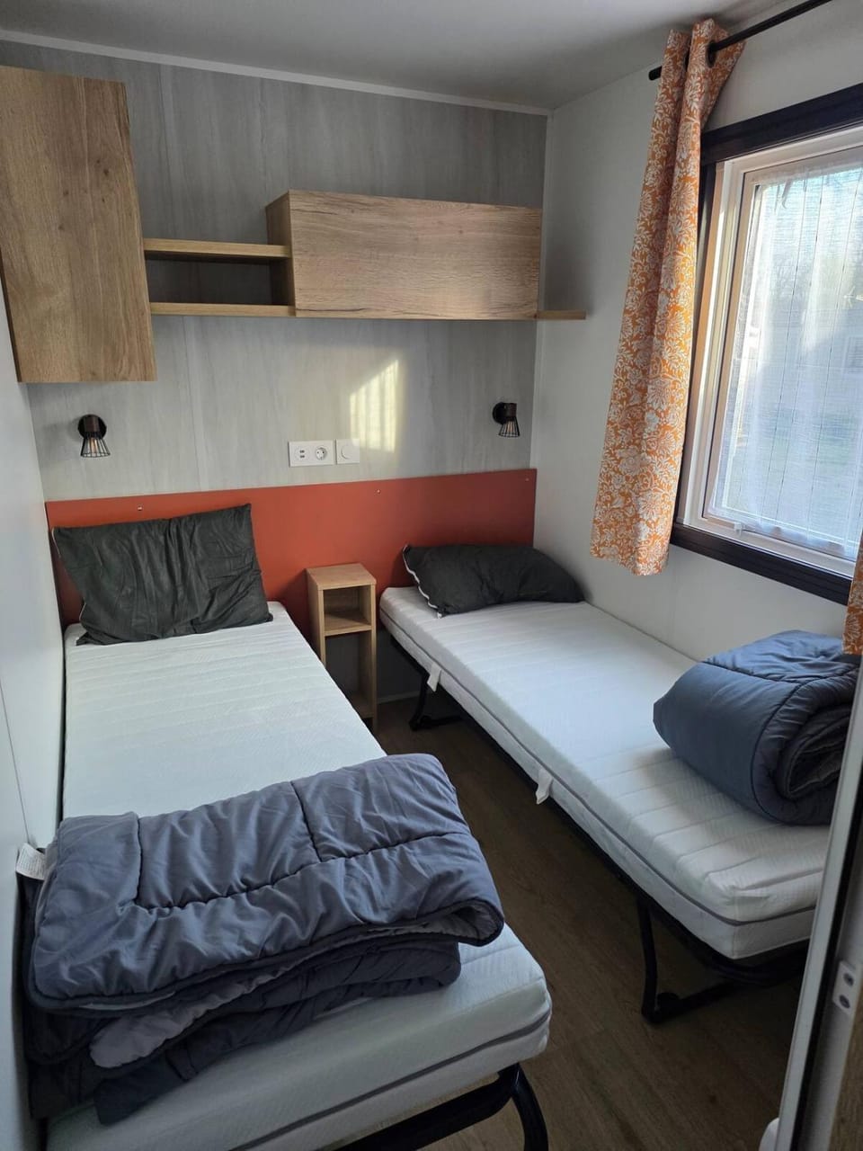 Mobil Home tout confort 8 personnes Campground/ 
RV Resort in Centre-Val de Loire