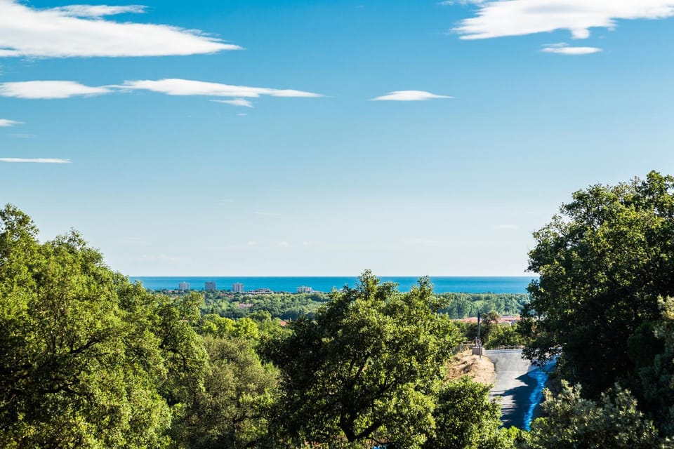 Nearby landmark, Natural landscape, Sea view