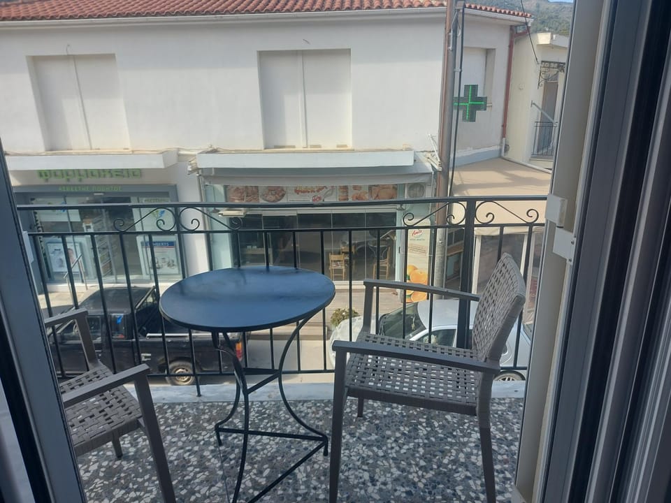 Karafelas rooms Inn in Skiathos