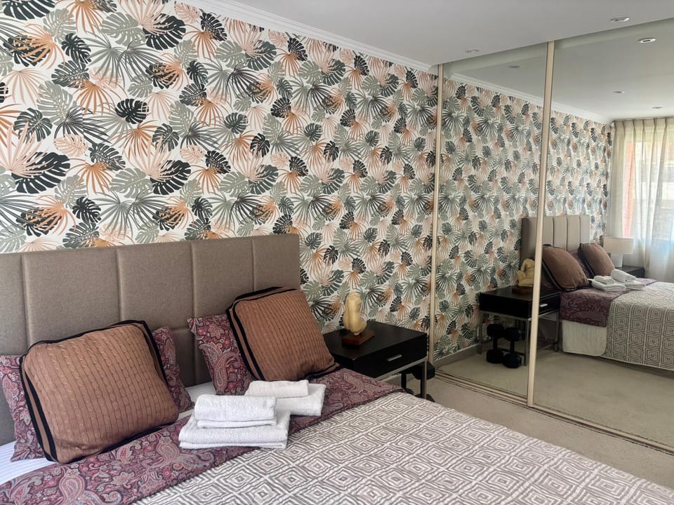 Cozy flat Steps from Monte Carlo Tennis & Beach Apartment in Roquebrune-Cap-Martin