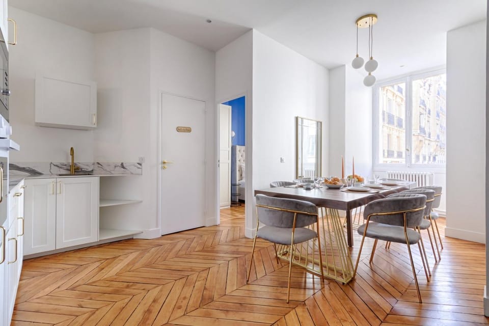 Cardinet - Chic & Green near Parc Monceau 8P Apartment in Paris