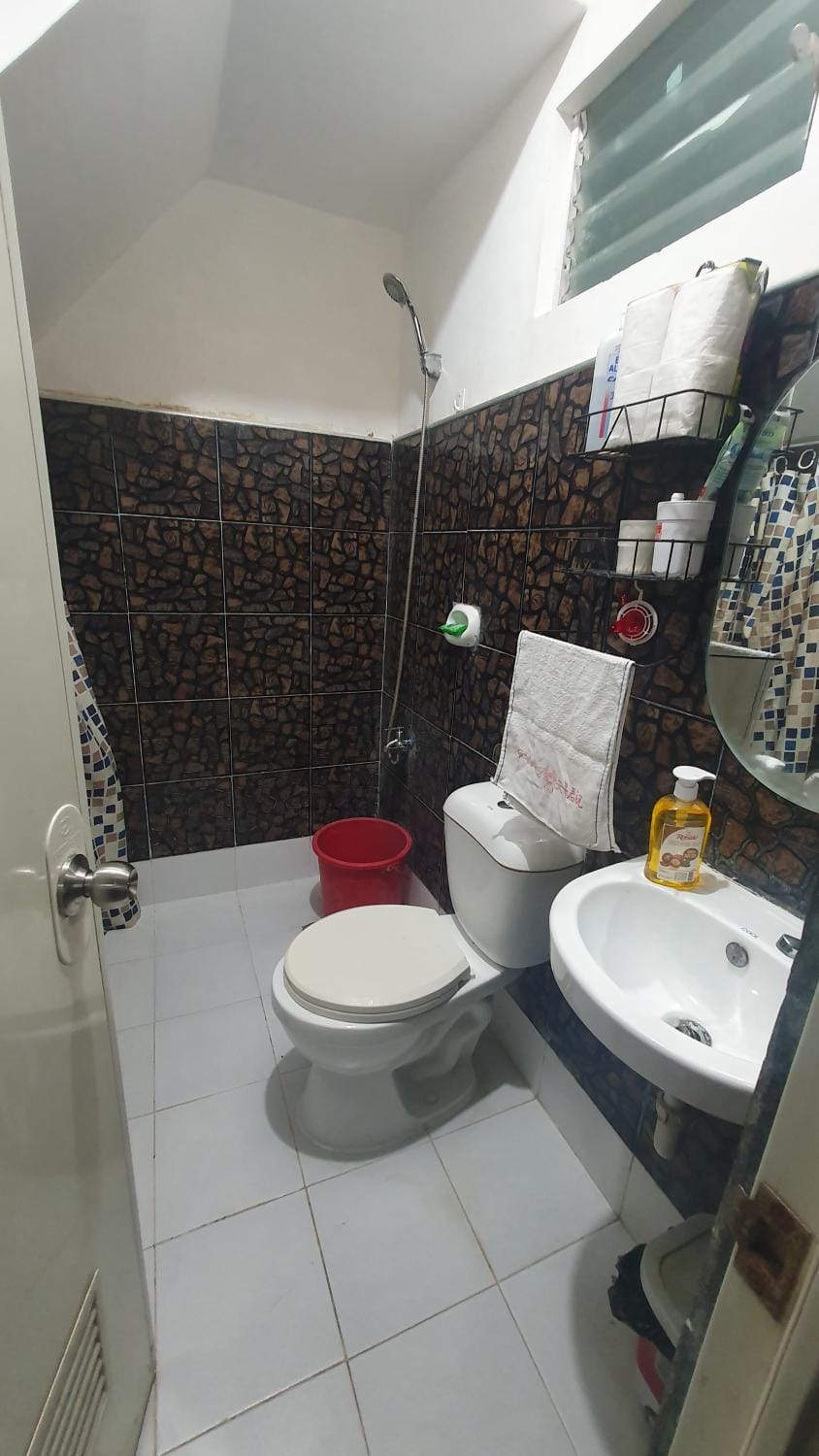 Toilet, Bathroom