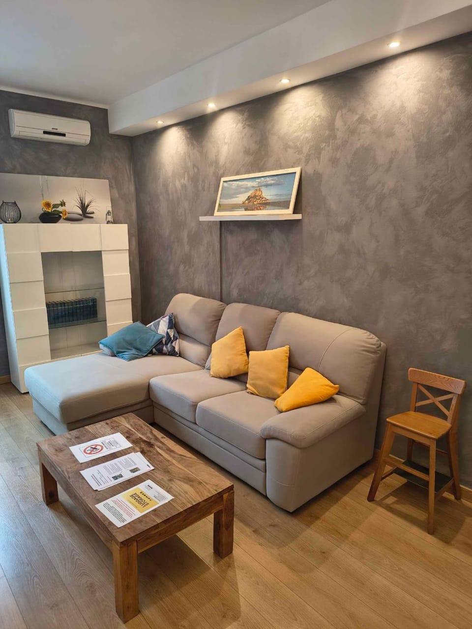 Seating area