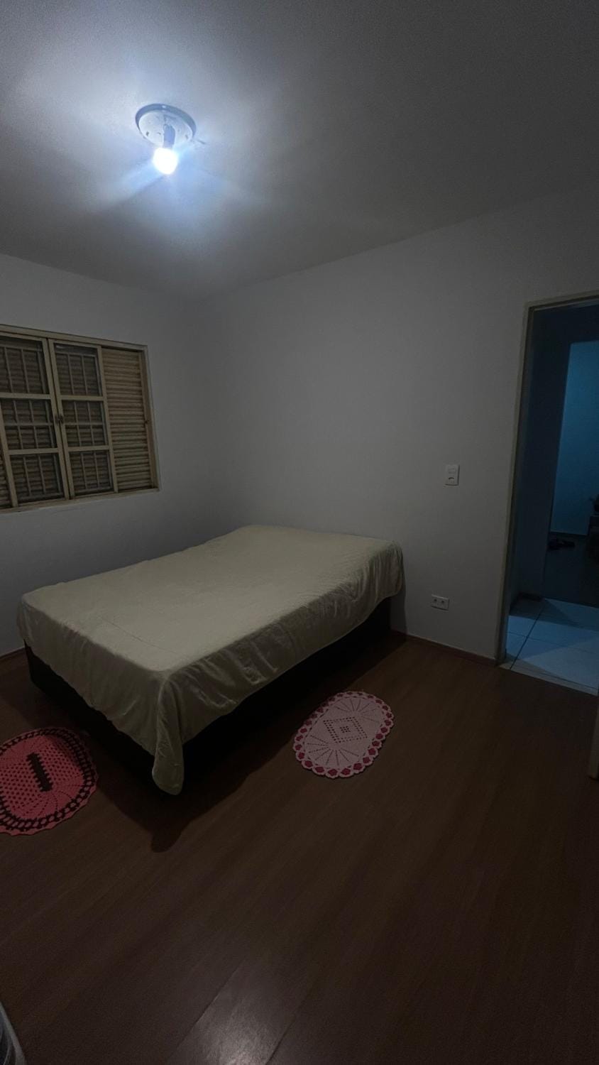 Room 10 min from the Speedway MotoGP Garage Apartment in Goiania