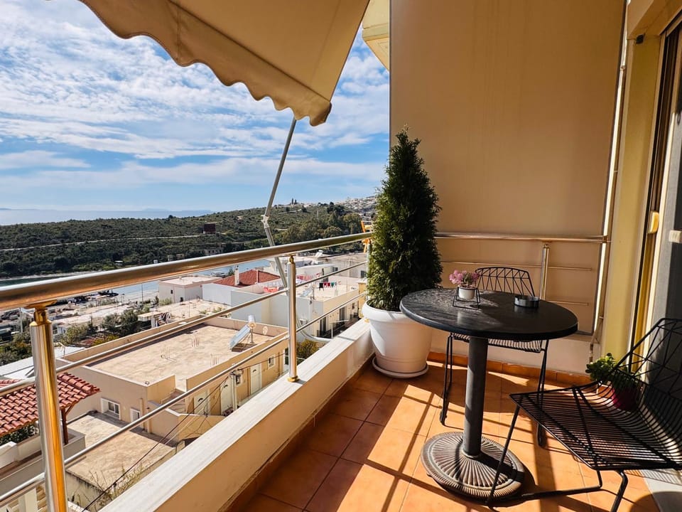 Patio, Day, Natural landscape, View (from property/room), Balcony/Terrace