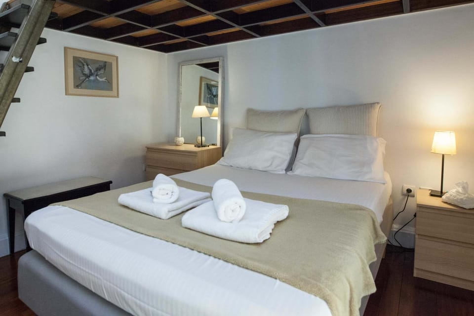 Chalandri 3 Bd Beautiful Classical Residence Apartment in Chalandri