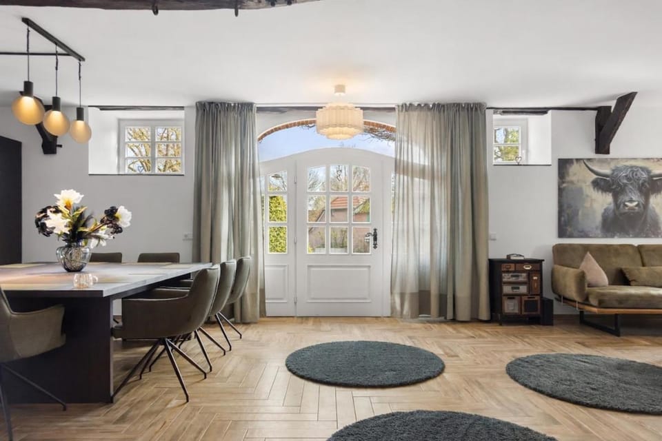 Dat Landhuus – Design-Landhaus mit Charme Apartment in Friesland