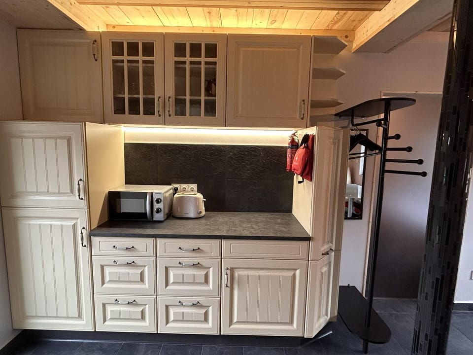microwave, toaster, kitchen