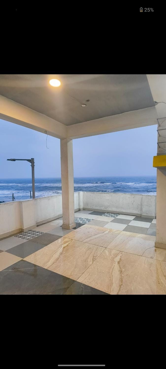 Uthandi beach front Bed and Breakfast in Chennai