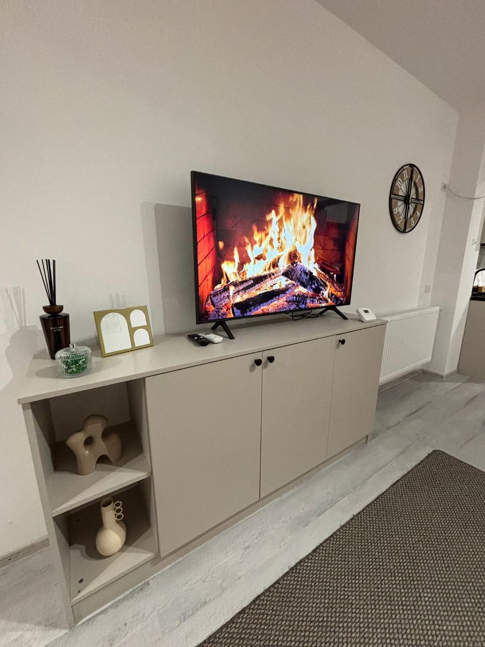 Communal lounge/ TV room, TV and multimedia