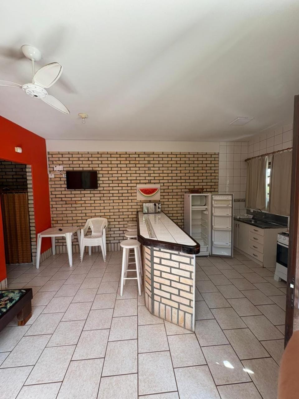 Kitchen or kitchenette