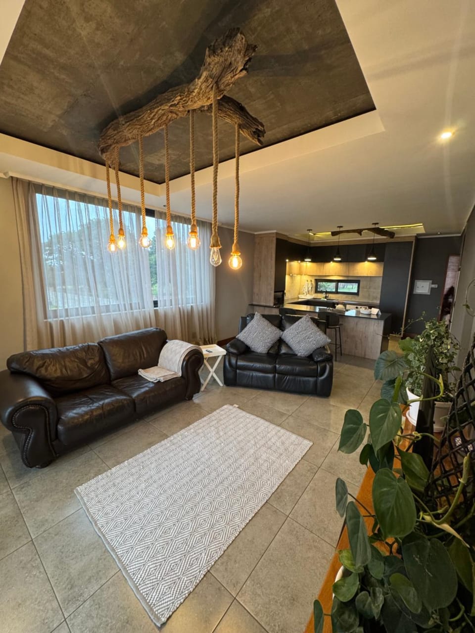 Kitchen or kitchenette, Living room, Seating area