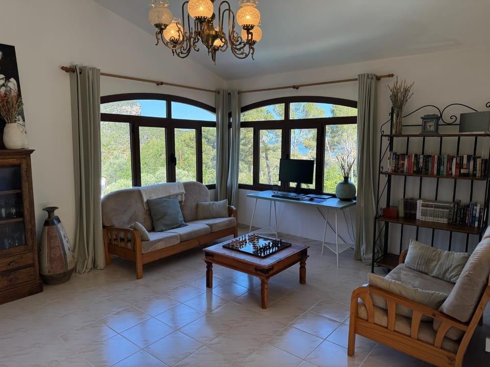 Property building, Living room