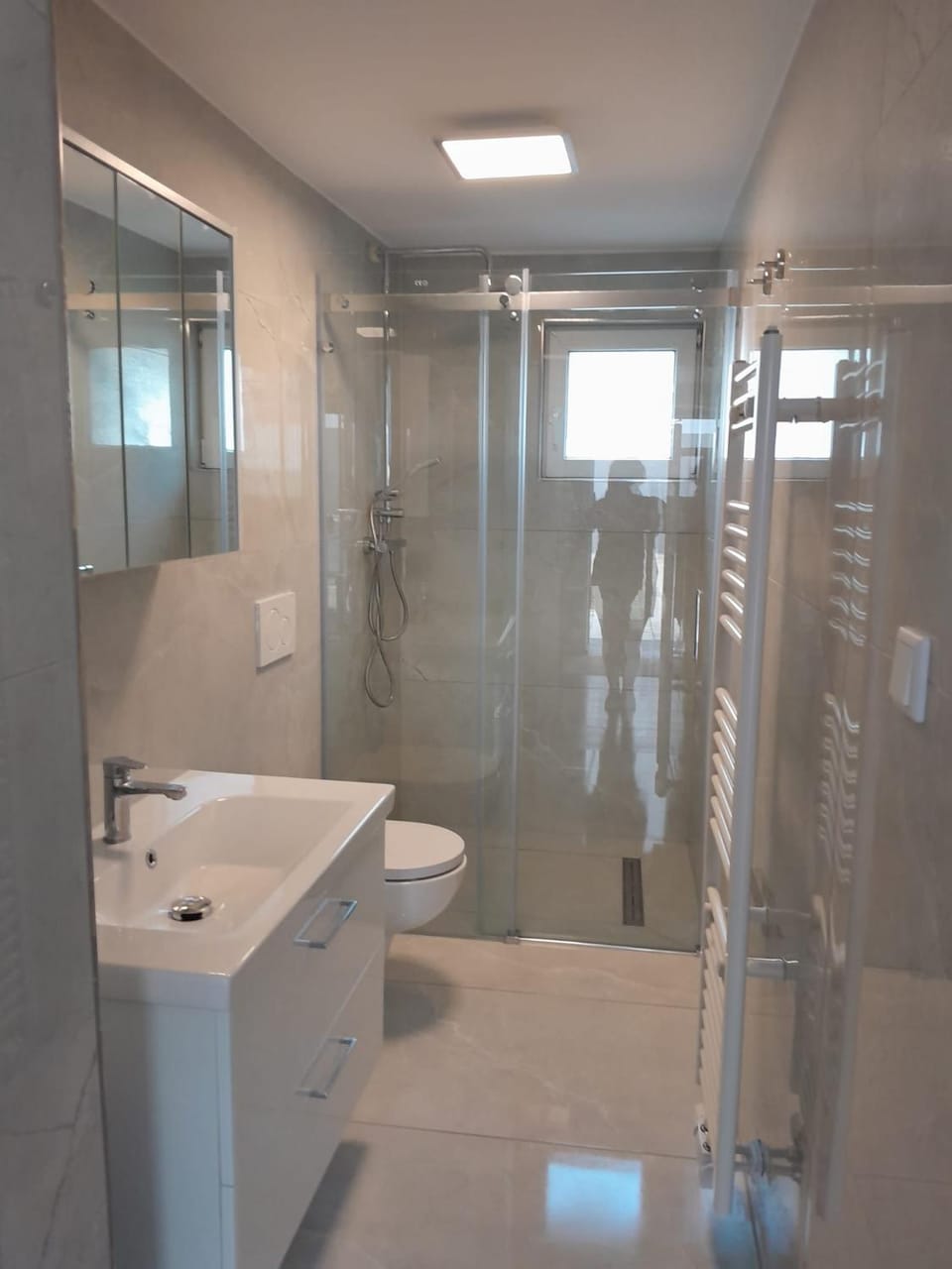 Shower, Bathroom