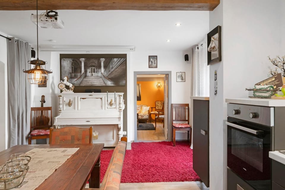 Property building, Living room