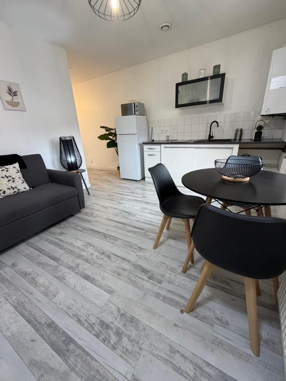 Le Thannaron Apartment in Valence