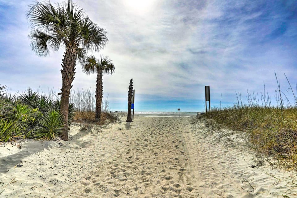 Coastal Sun & Poolside Fun: Myrtle Beach Condo! House in South Carolina