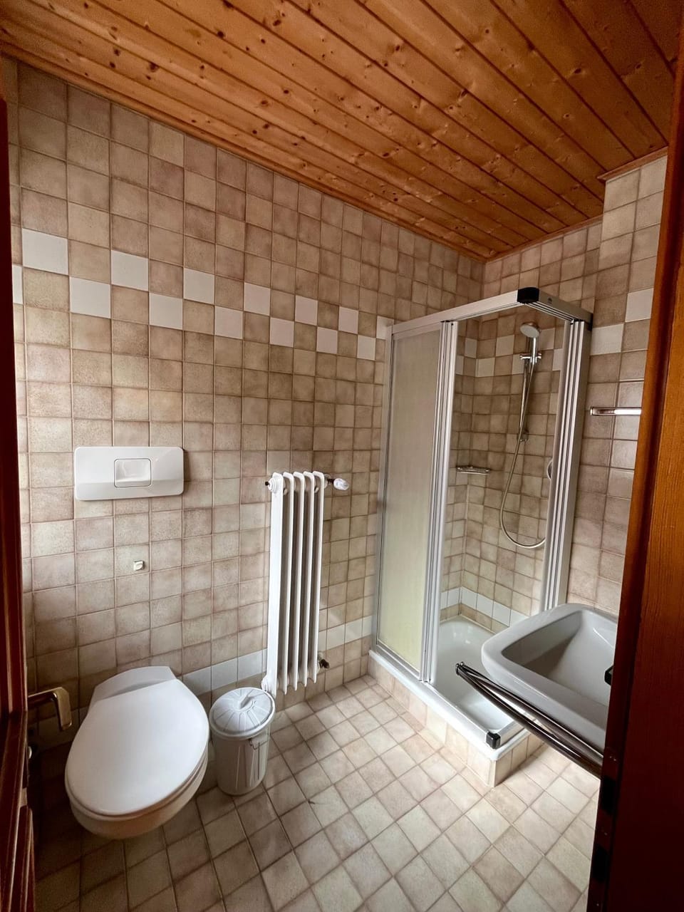 Bathroom, Living room